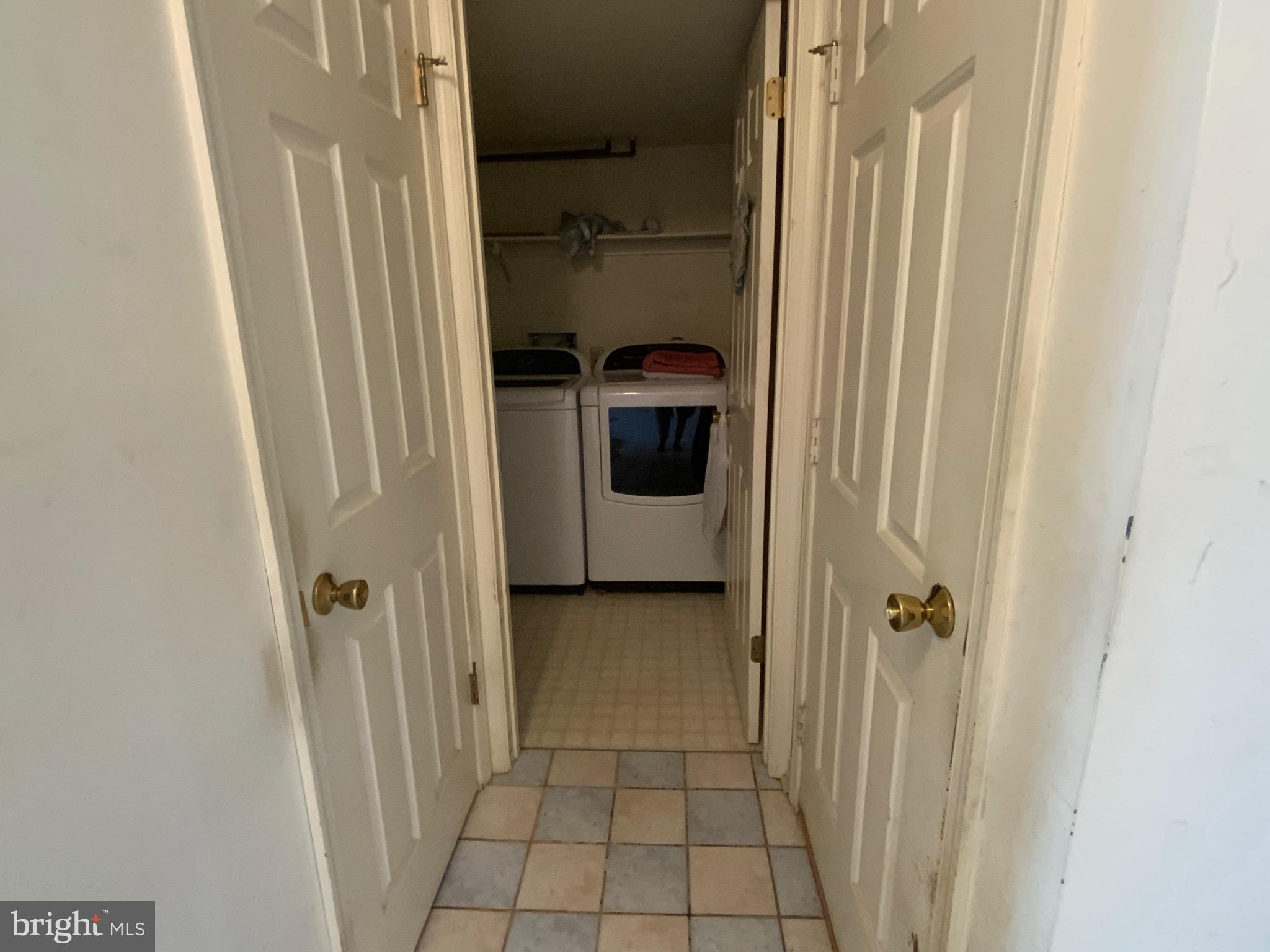 6284 SPRING KNOLL DRIVE