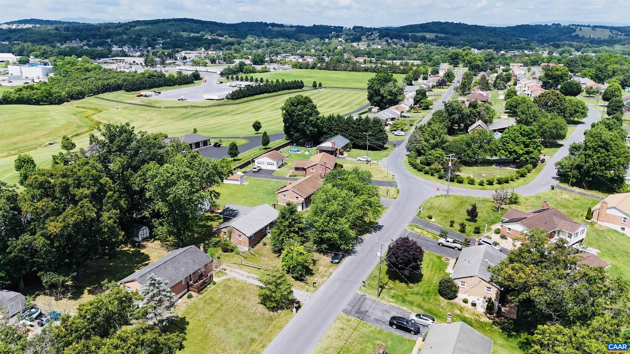 17 KEN VIEW AVE