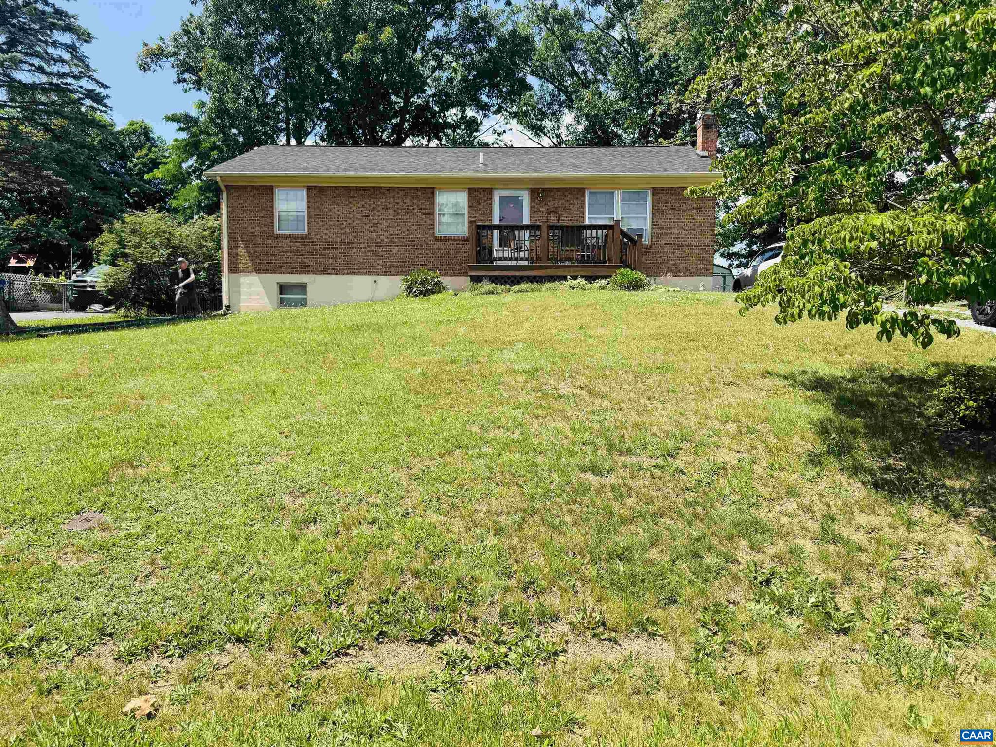 17 KEN VIEW AVE