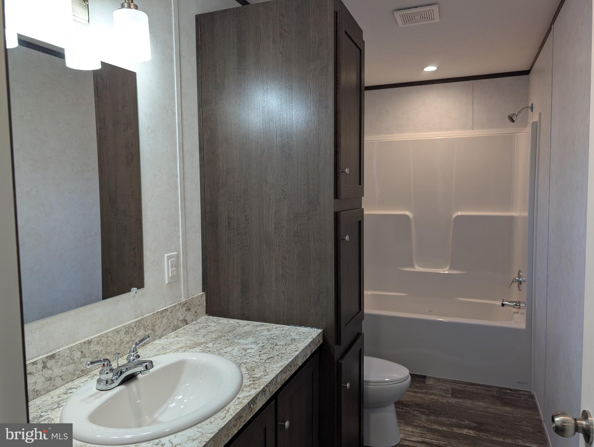 STONEY CHASE COURT - Residential