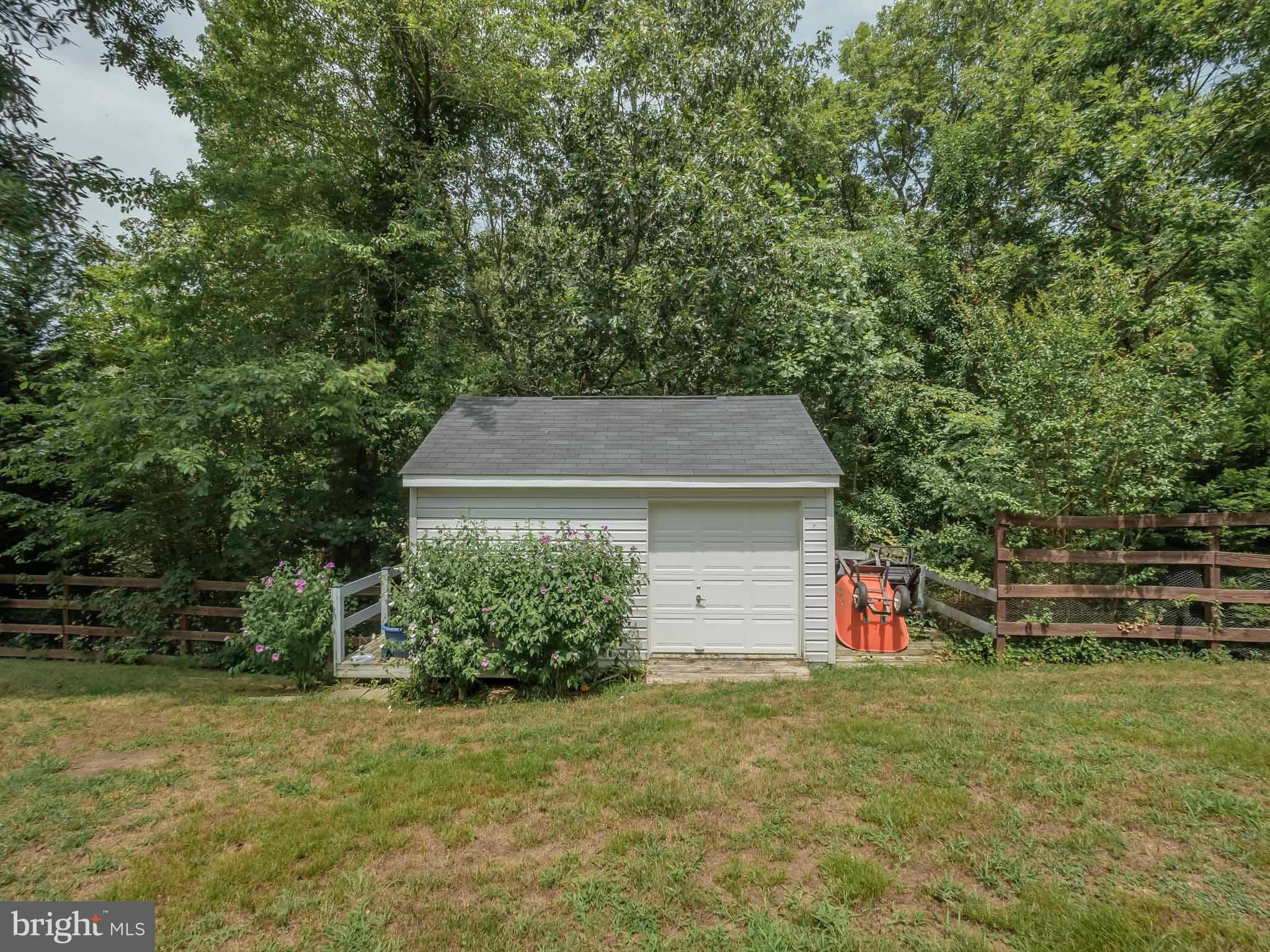 JOHNSON FARM ESTATES - Residential