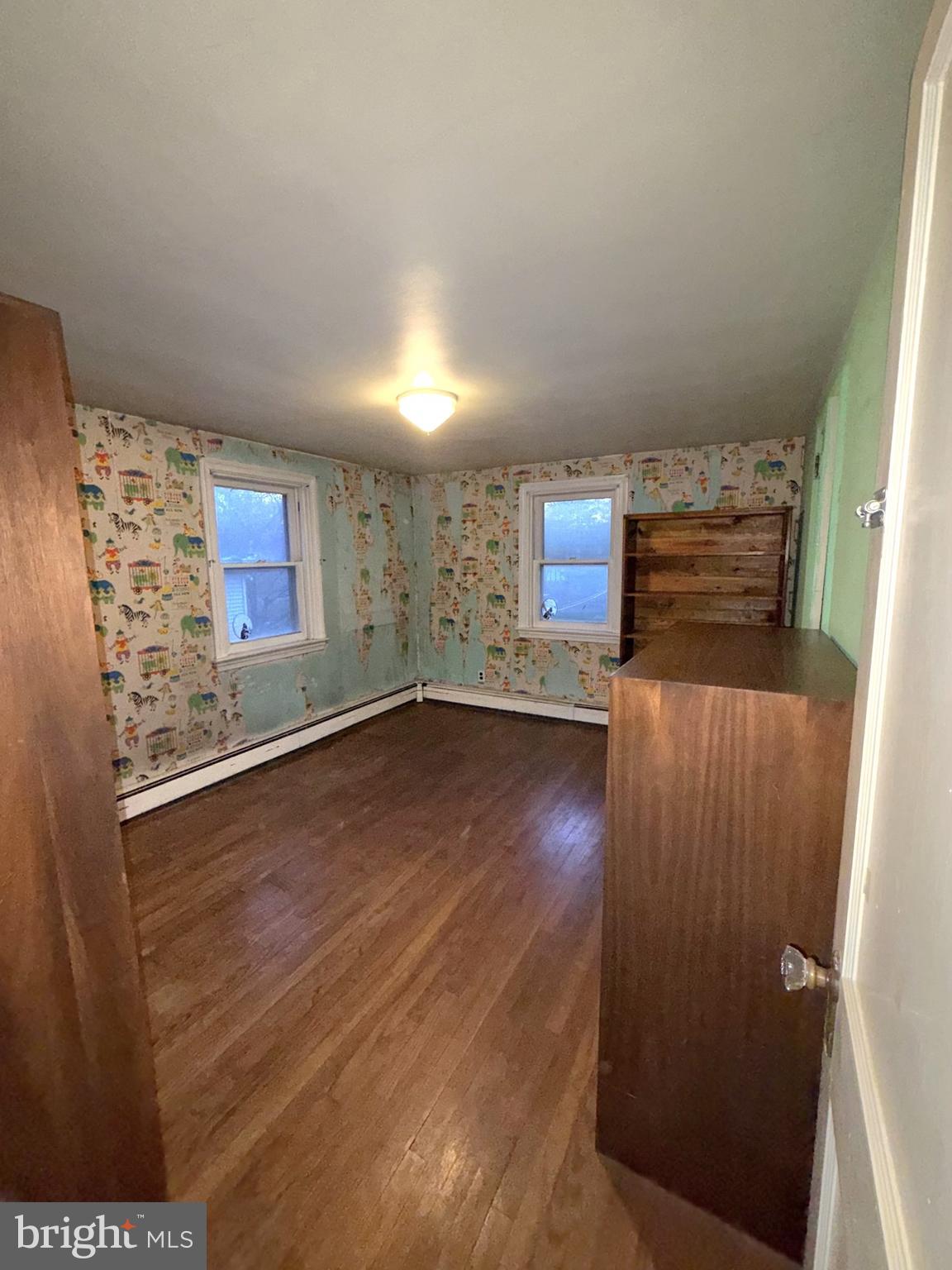 GARDEN CITY - Residential