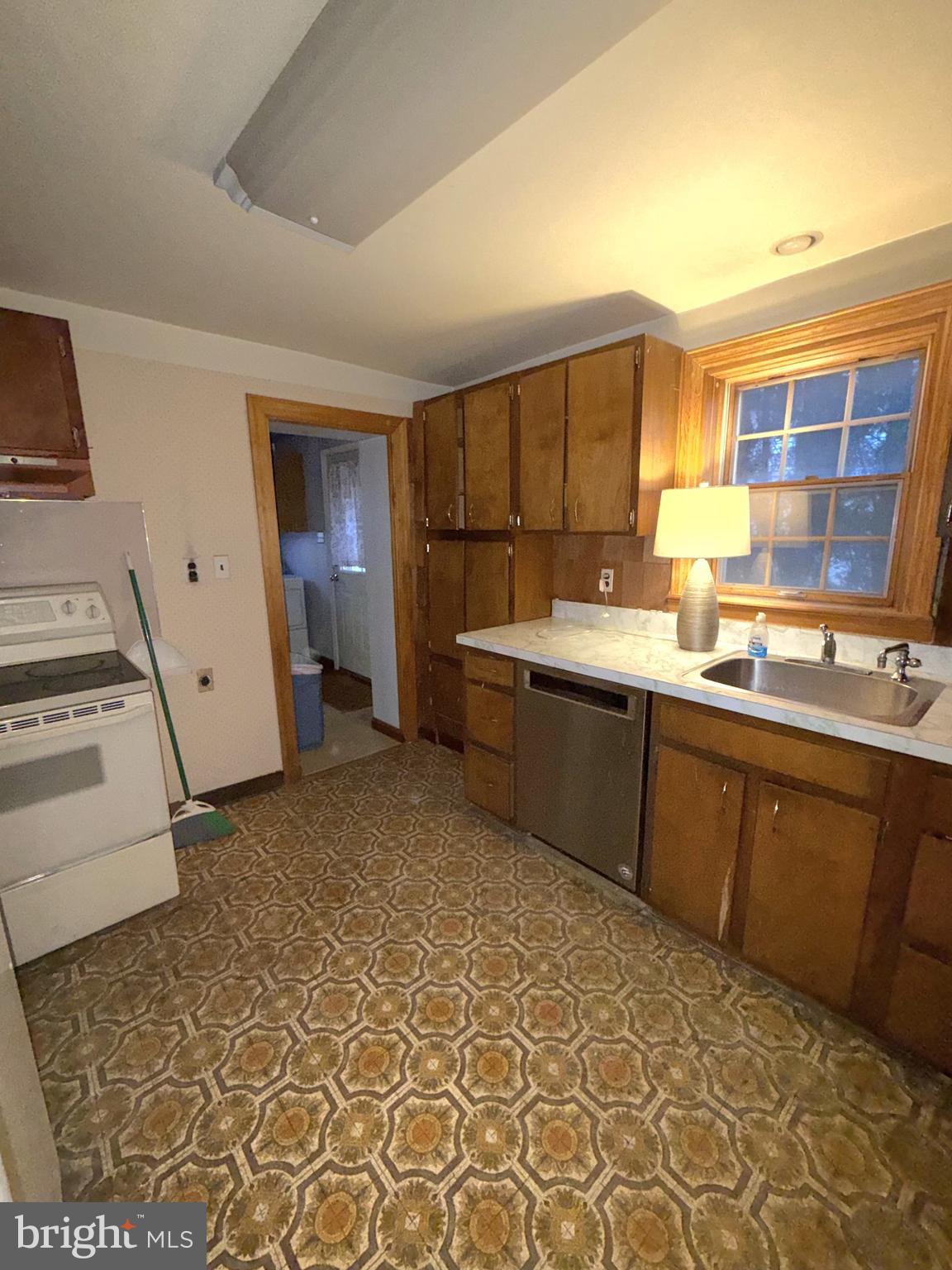 GARDEN CITY - Residential