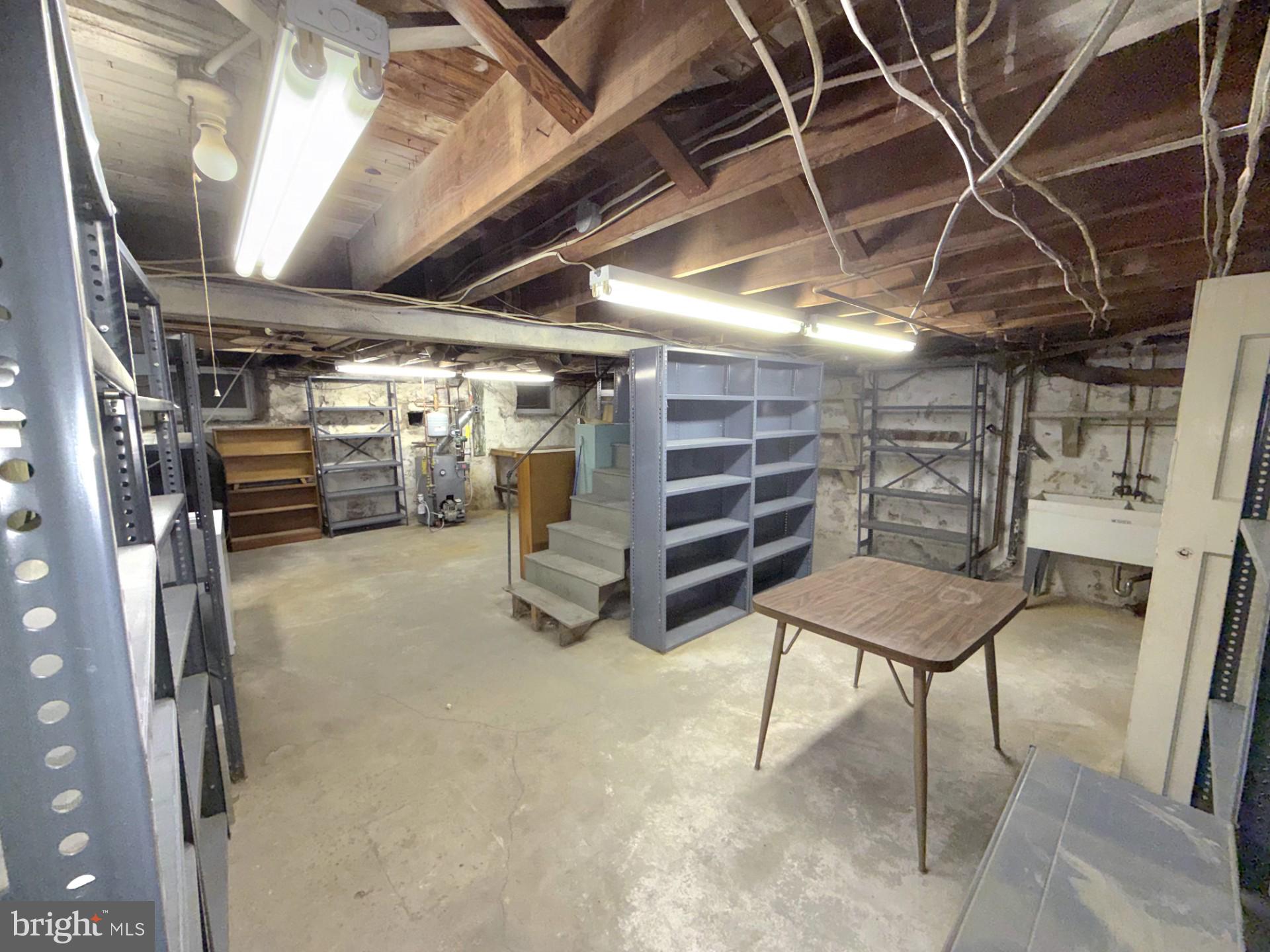 GARDEN CITY - Residential