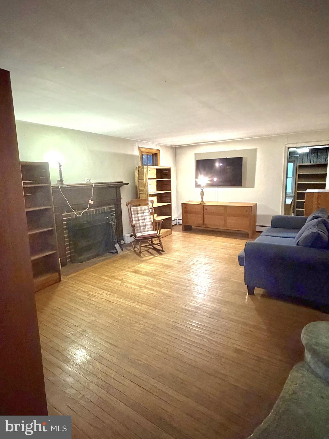 GARDEN CITY - Residential