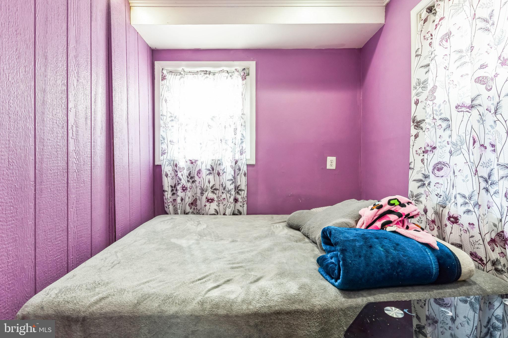 WOODLAWN - Residential