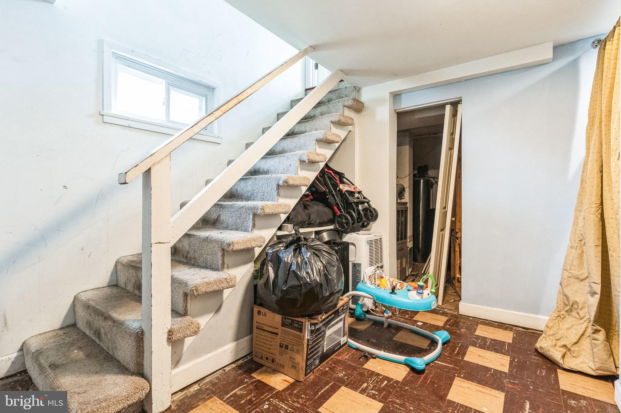 WOODLAWN - Residential