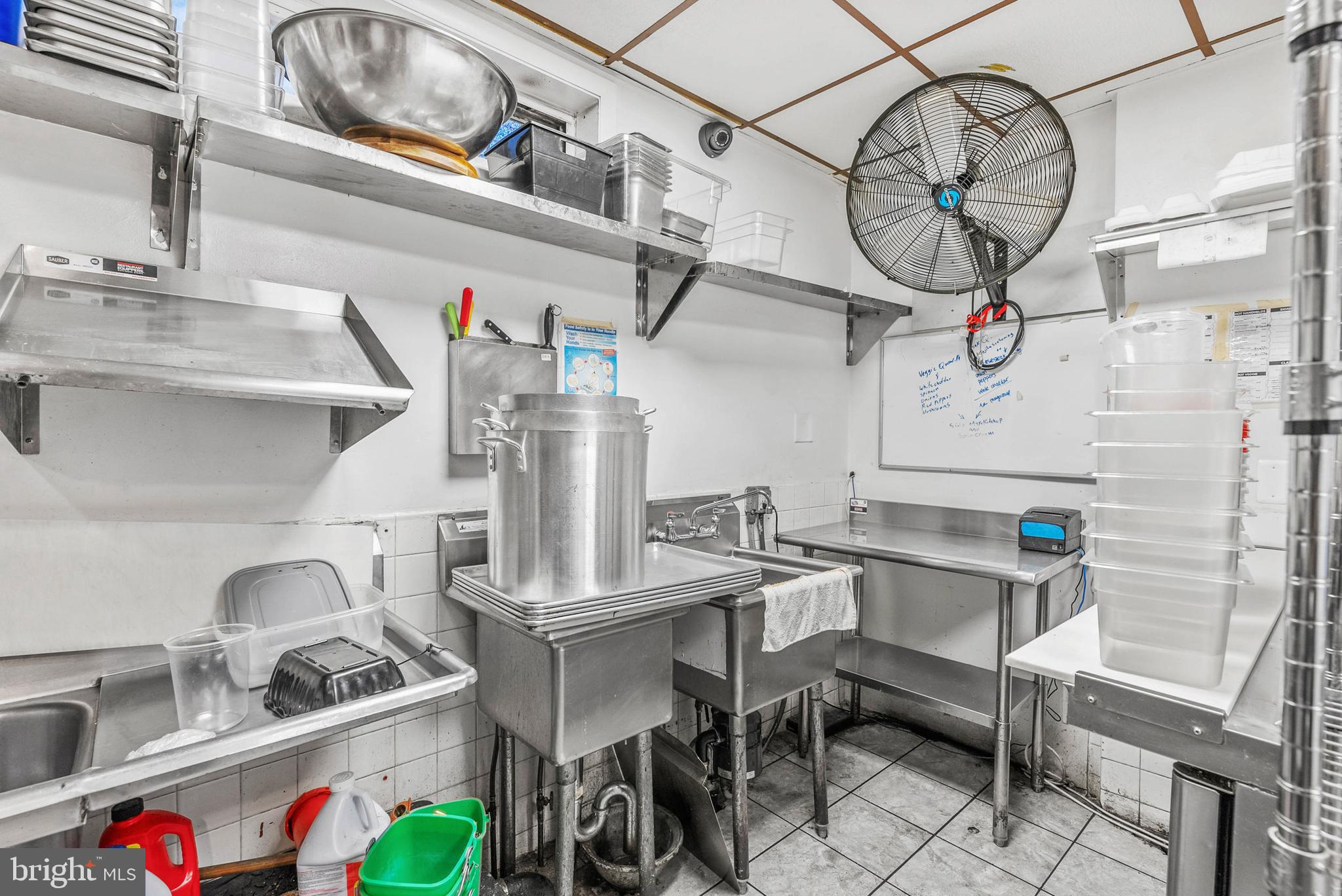 MANAYUNK - Commercial Sale