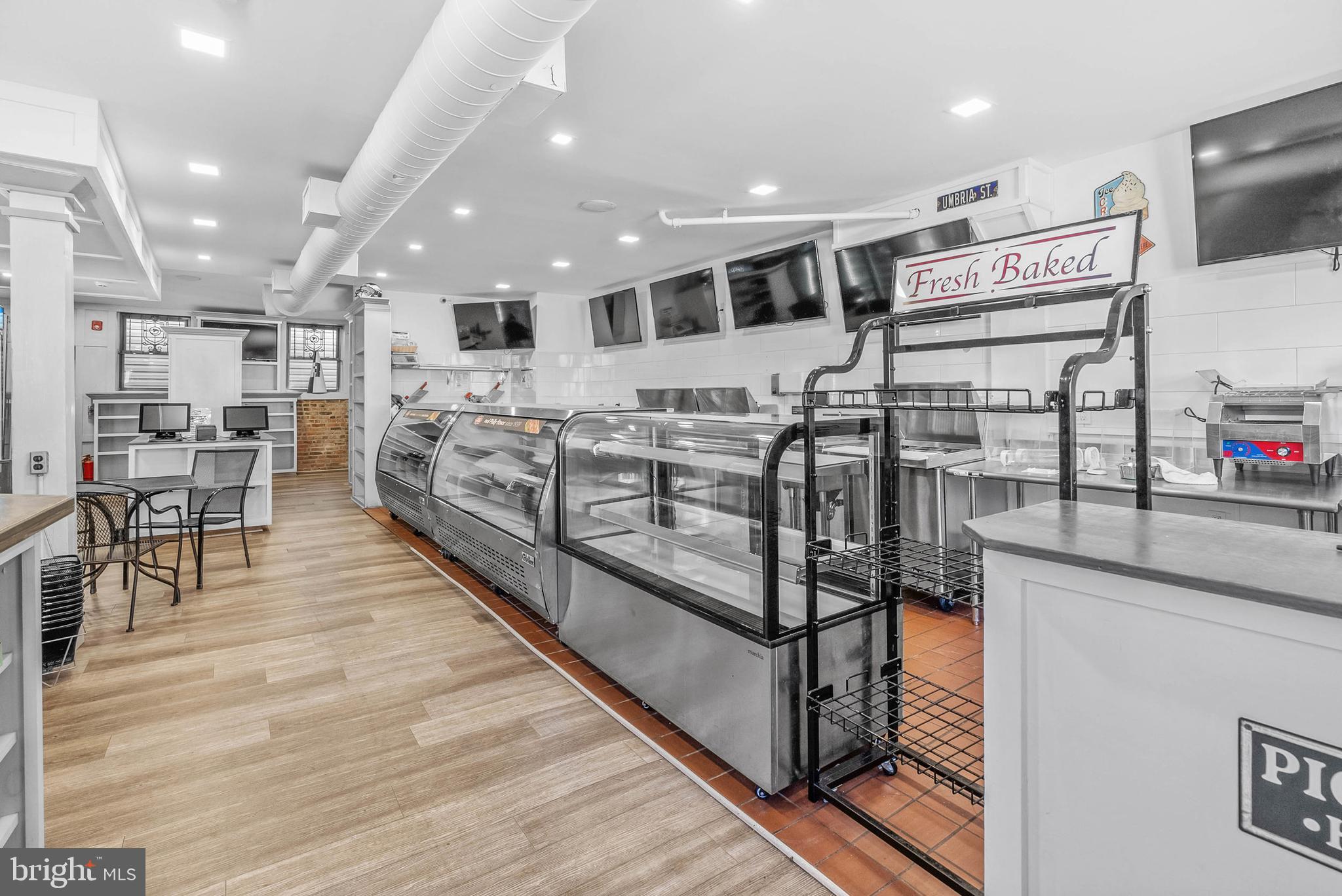 MANAYUNK - Commercial Sale