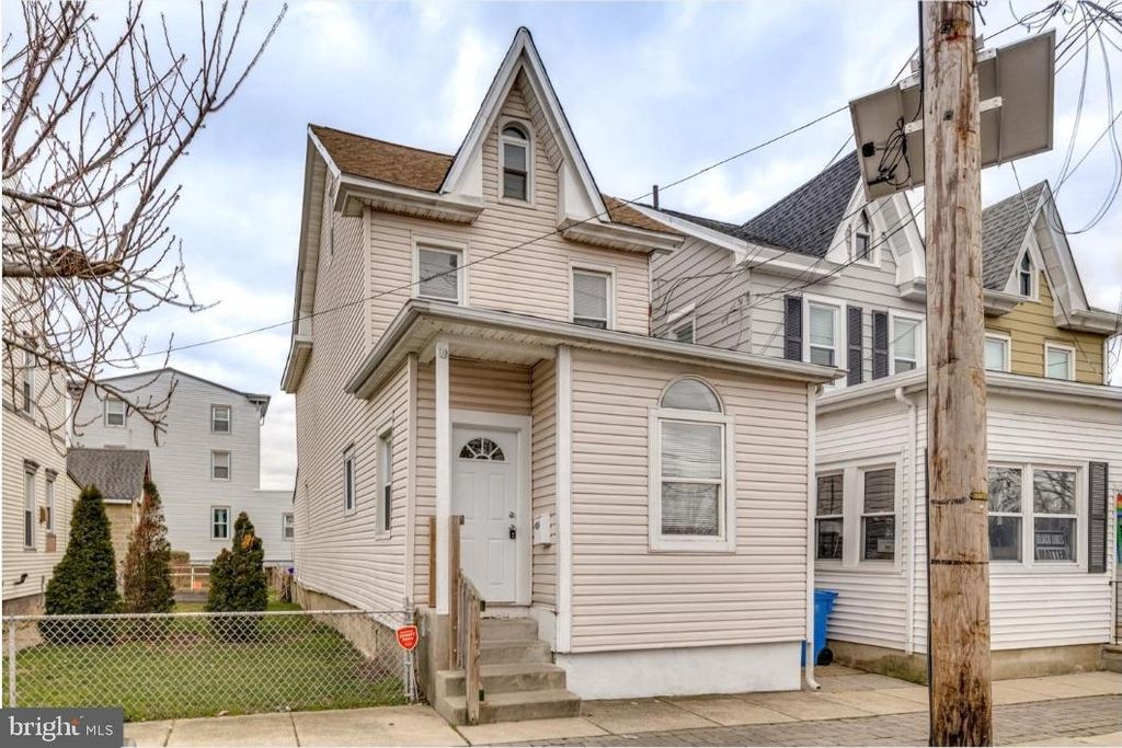 Photo of 305 Broadway, WESTVILLE, NJ 08093 (MLS # NJGL2065654)