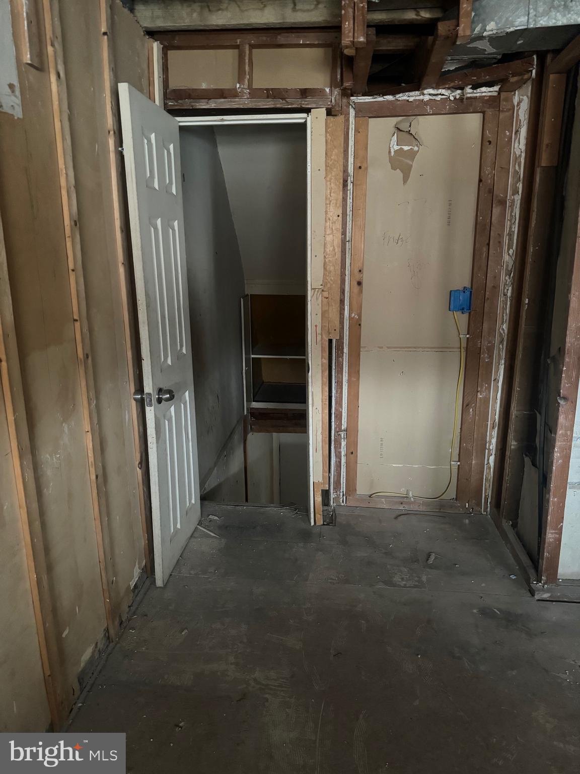 MAYFAIR - Residential