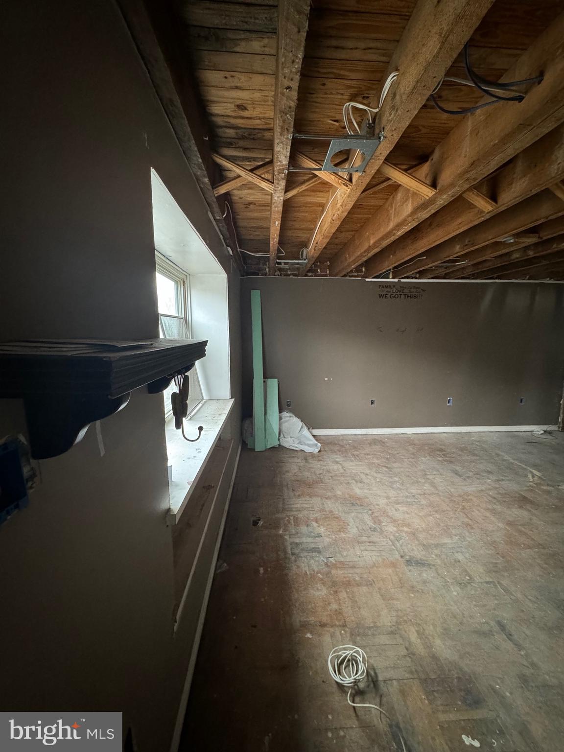 MAYFAIR - Residential