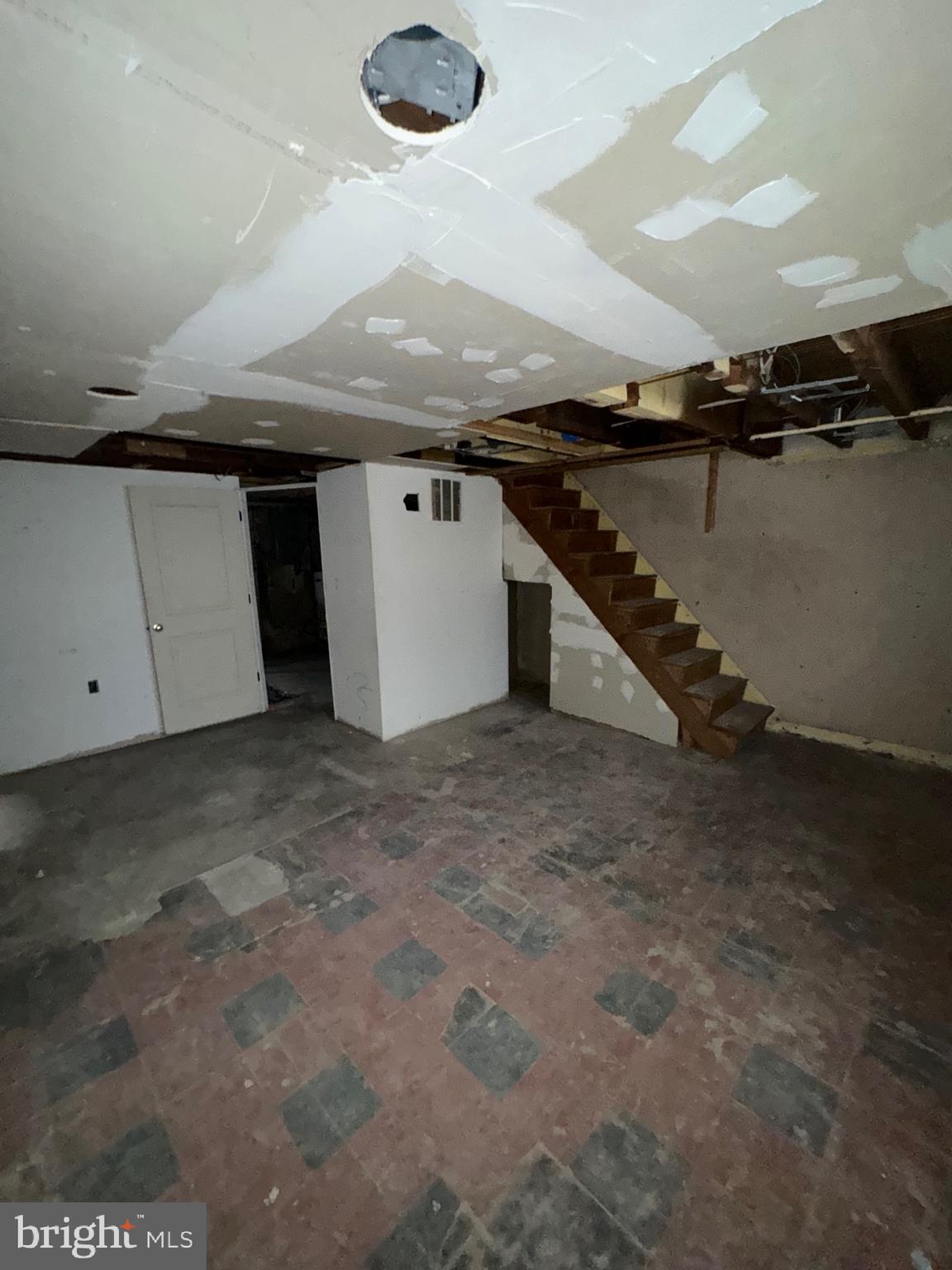 MAYFAIR - Residential