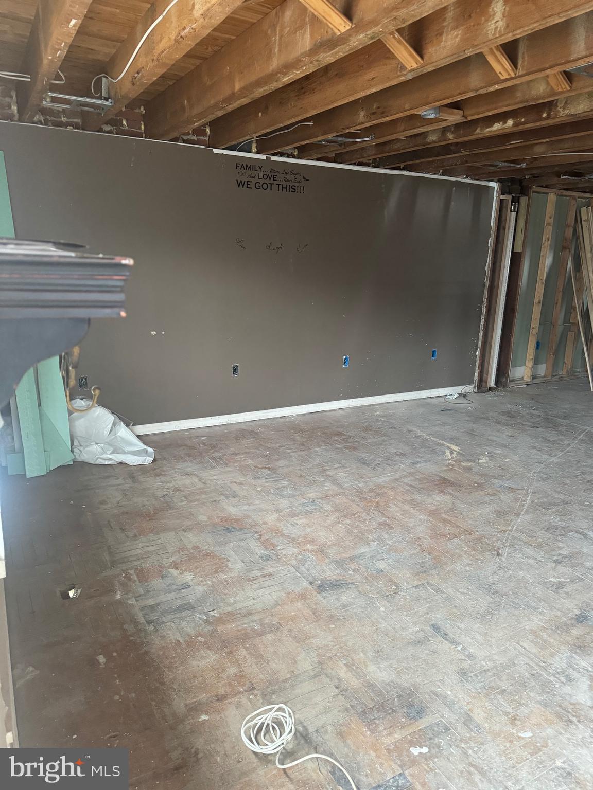 MAYFAIR - Residential