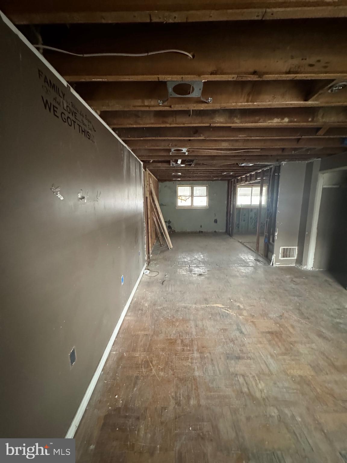 MAYFAIR - Residential