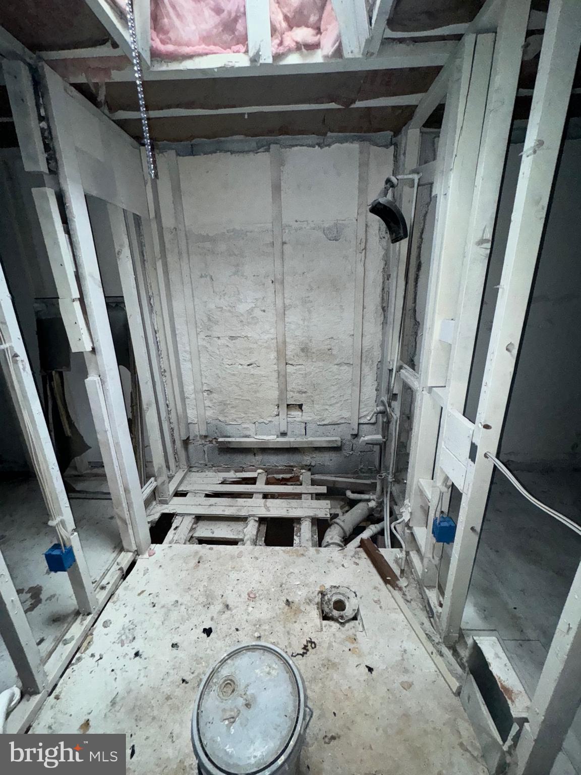 MAYFAIR - Residential