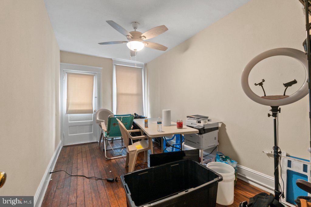 CHARLES VILLAGE - Residential Income