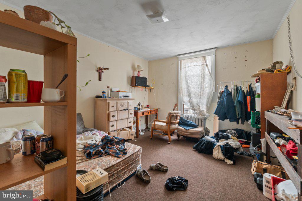 CHARLES VILLAGE - Residential Income
