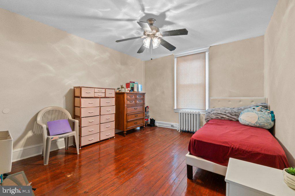 CHARLES VILLAGE - Residential Income