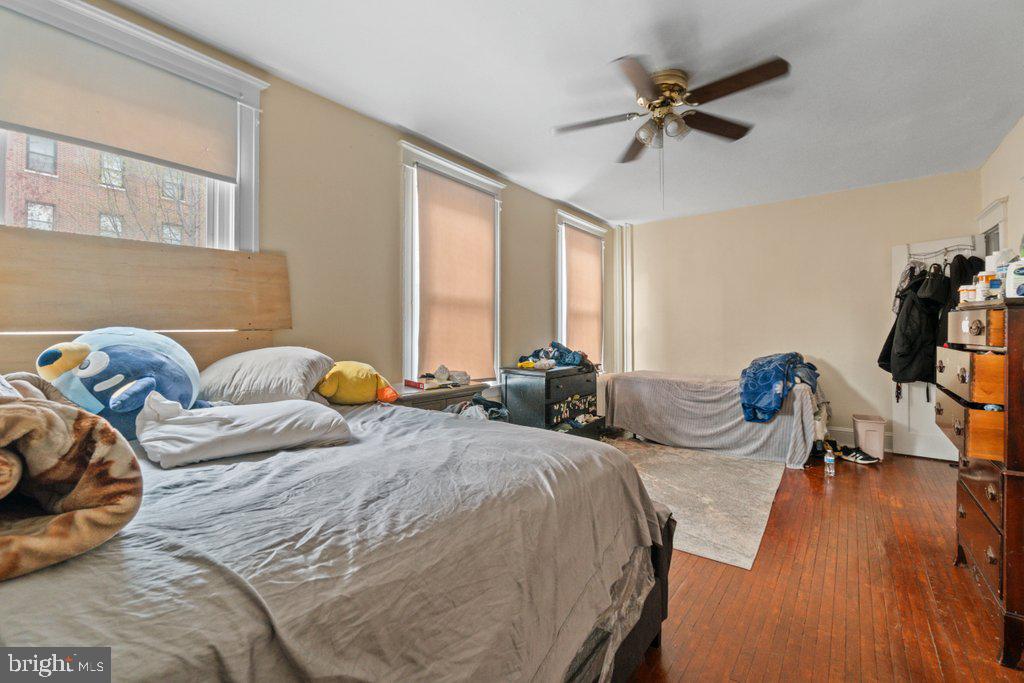 CHARLES VILLAGE - Residential Income