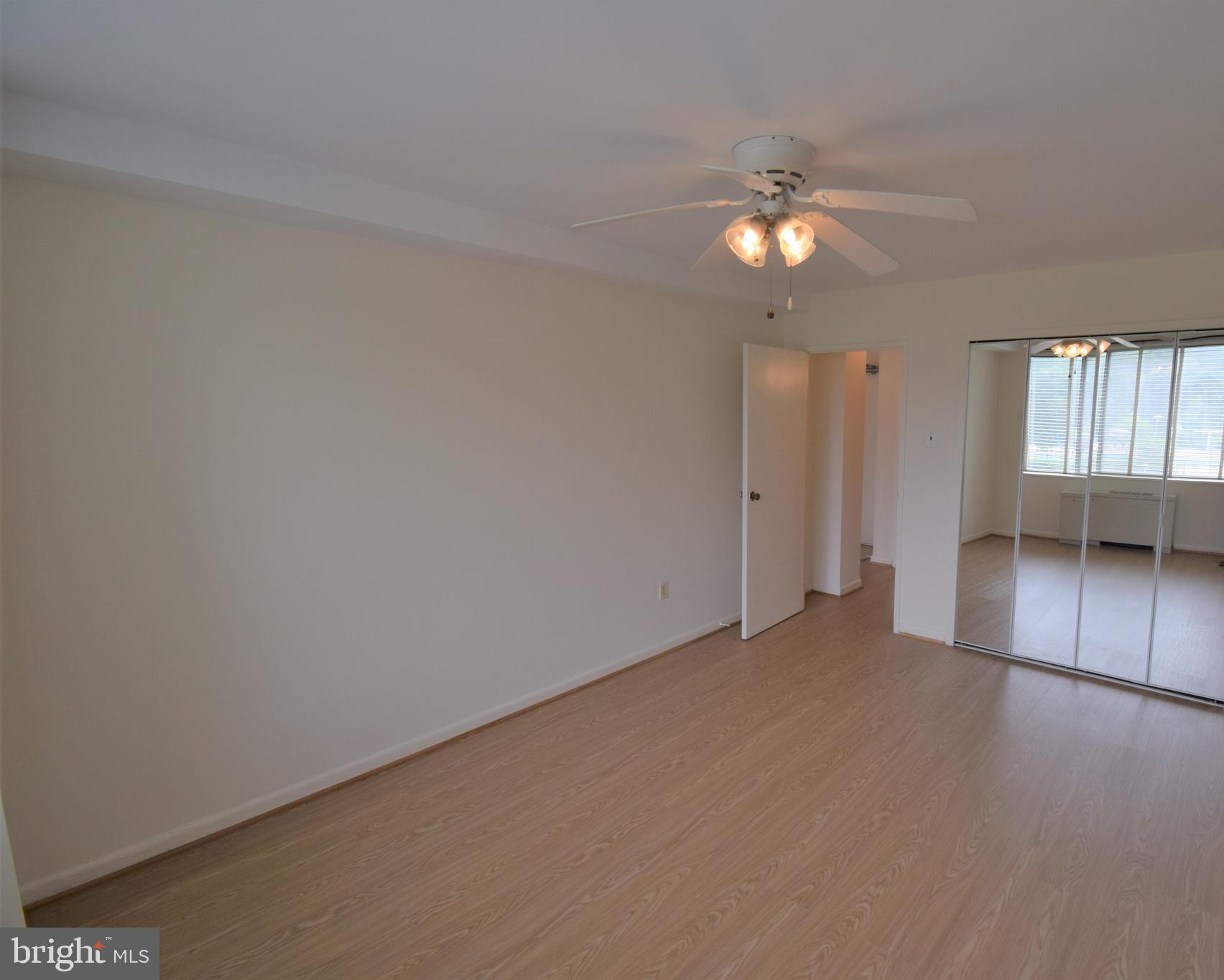 RIVER TOWERS - Residential Lease