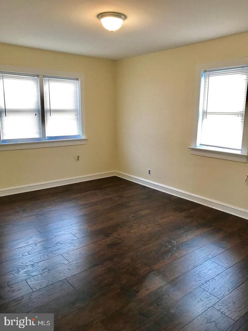 511 S BROADWAY 2