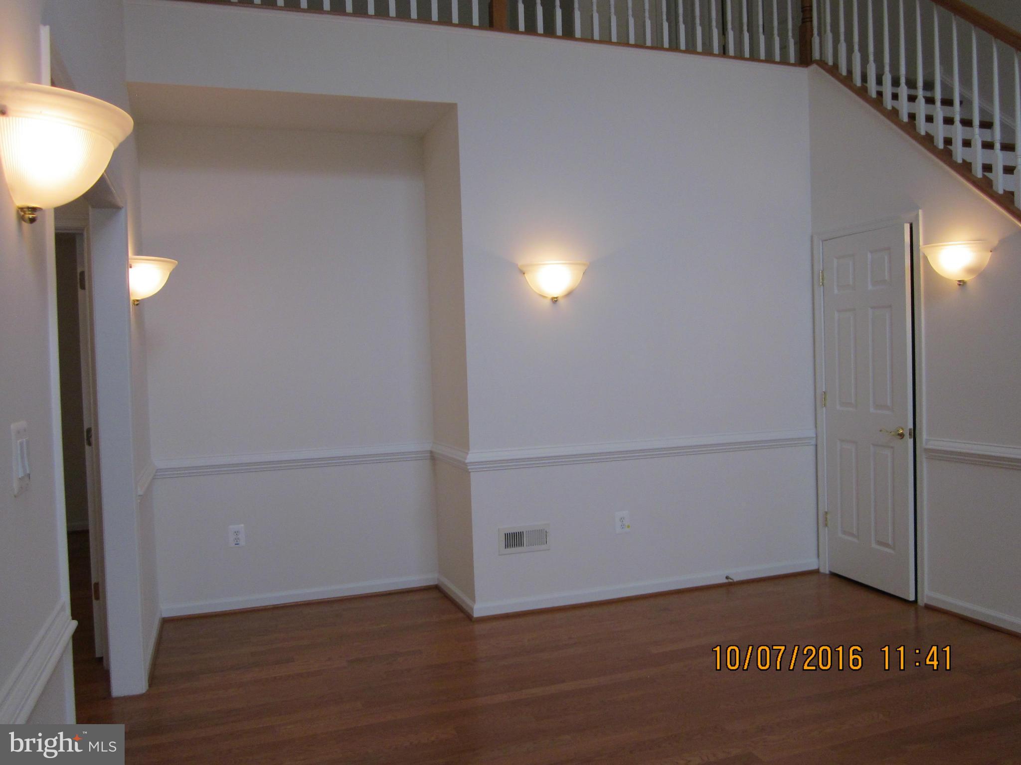 VILLAS AT SNOWDEN - Residential Lease