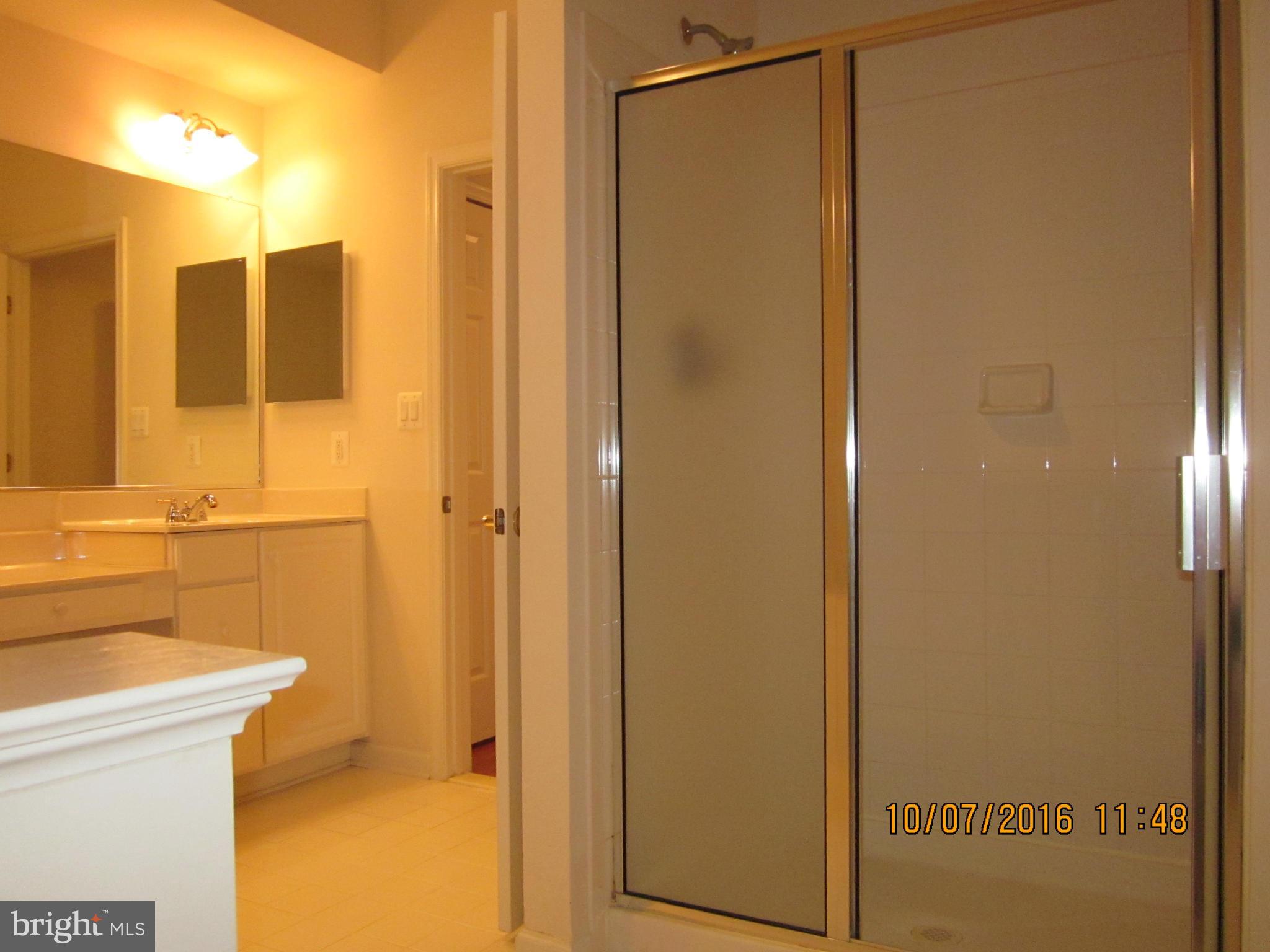 VILLAS AT SNOWDEN - Residential Lease