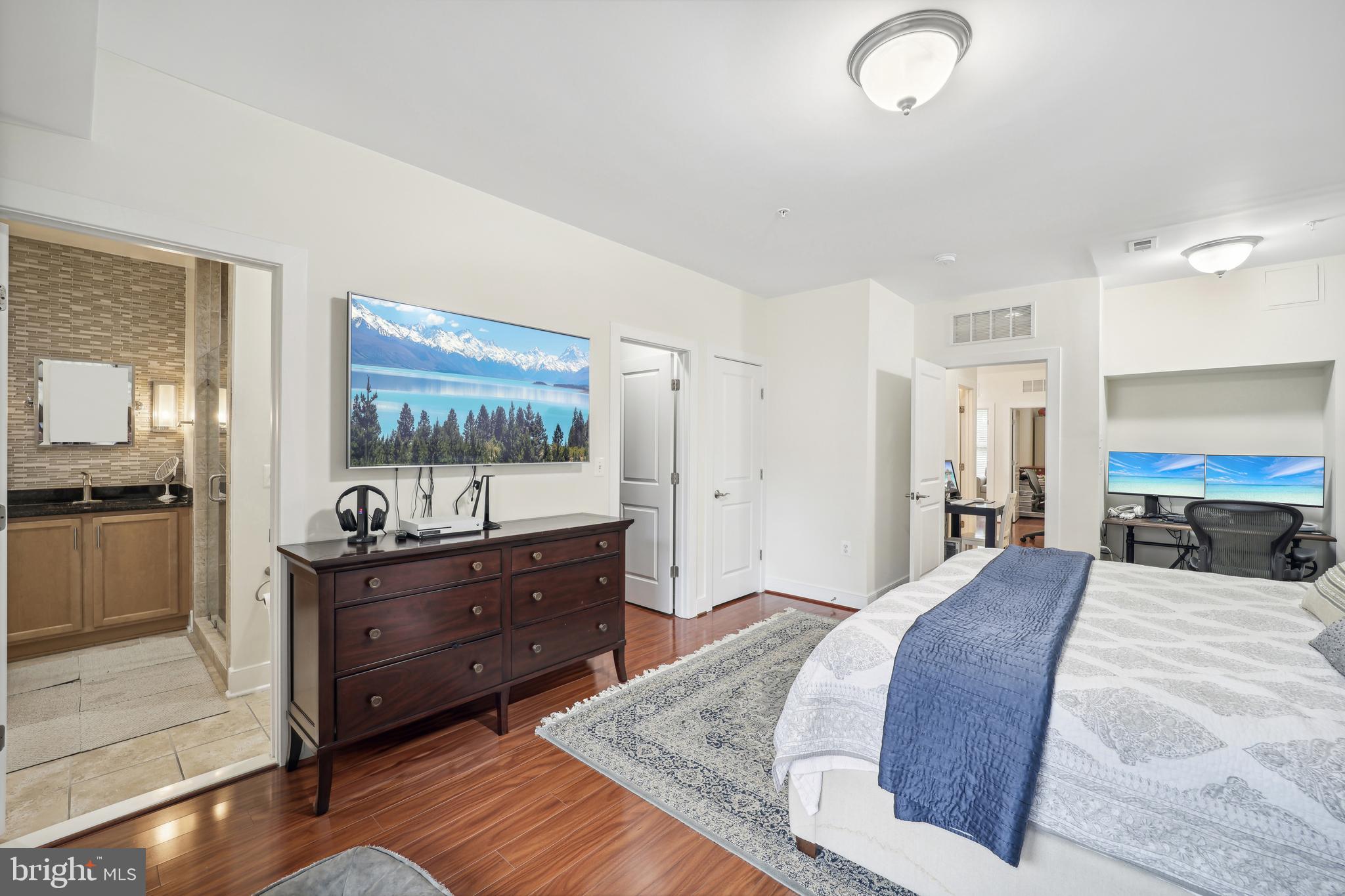 POTOMAC YARD - Residential