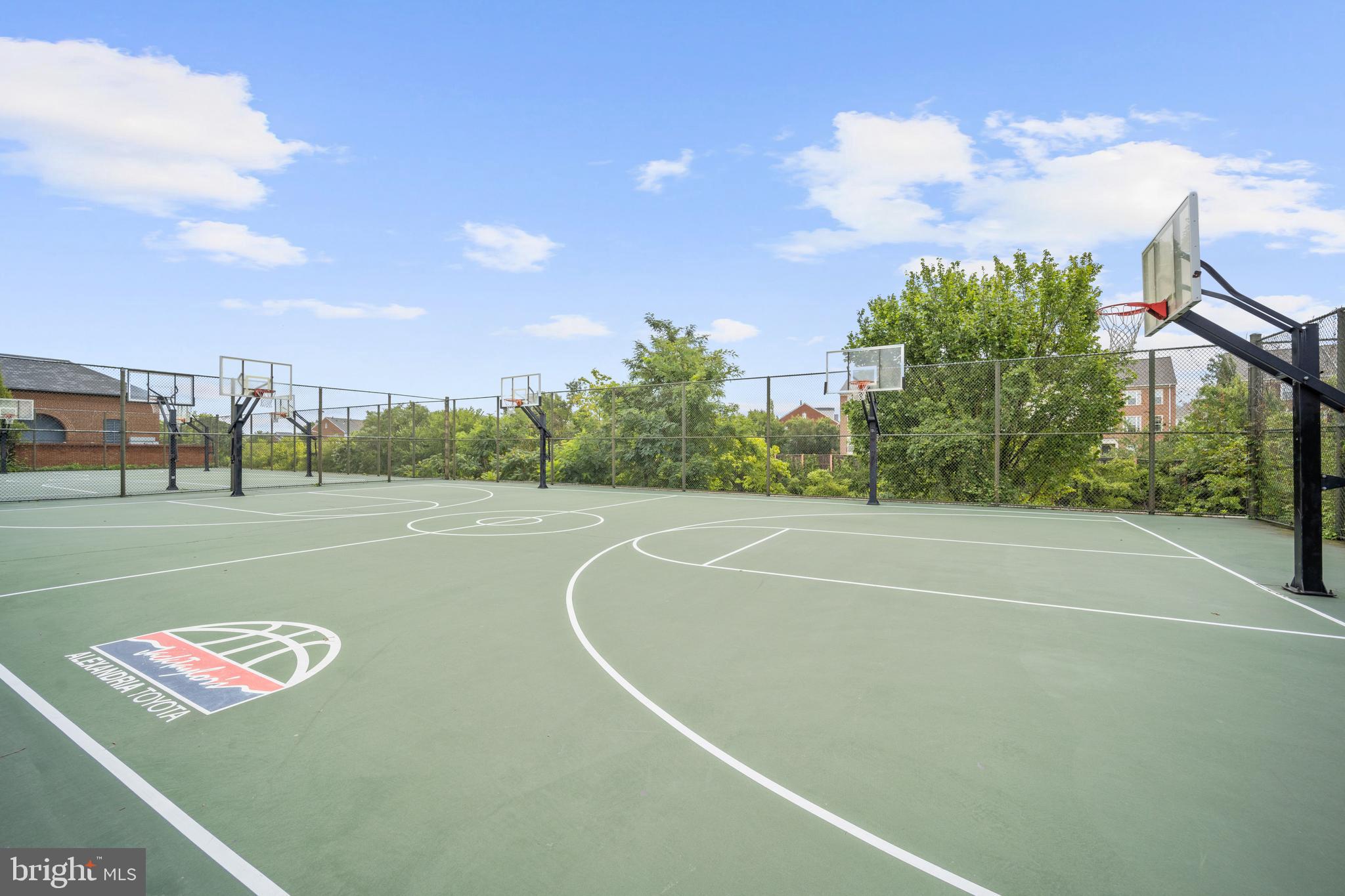 POTOMAC YARD - Residential