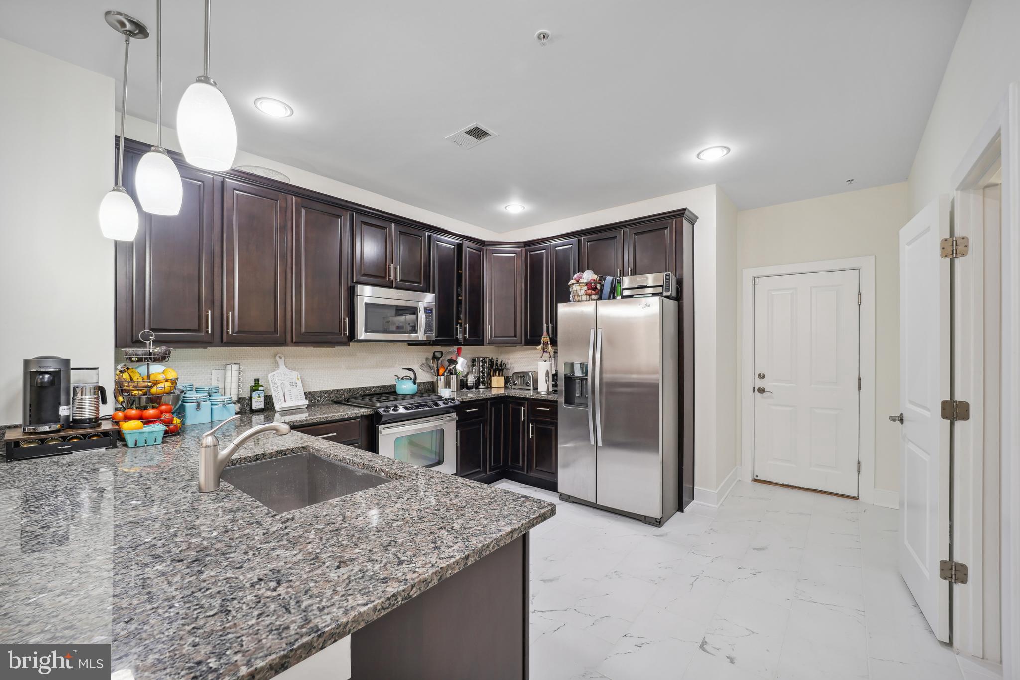 POTOMAC YARD - Residential