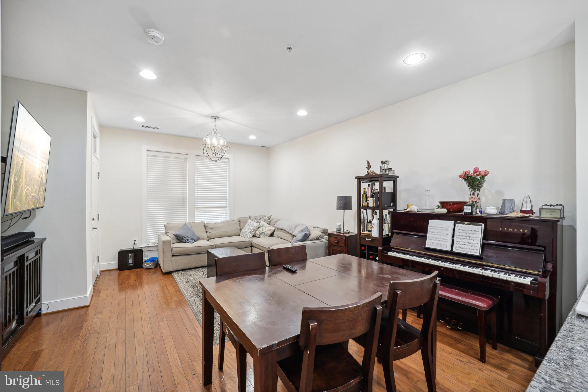 POTOMAC YARD - Residential