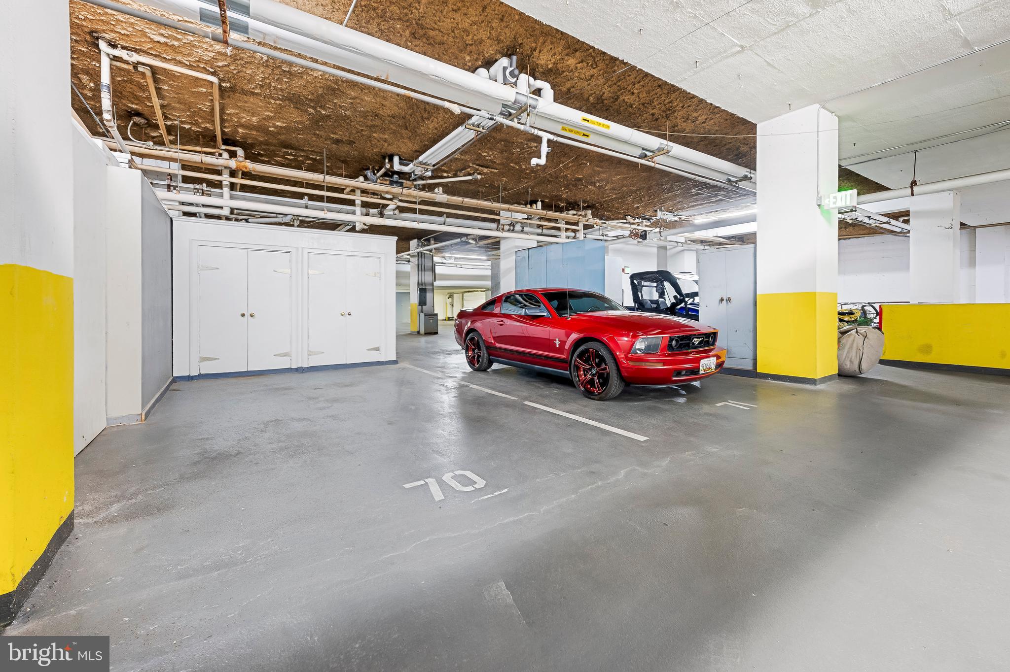 WINTHROP HOUSE - Residential