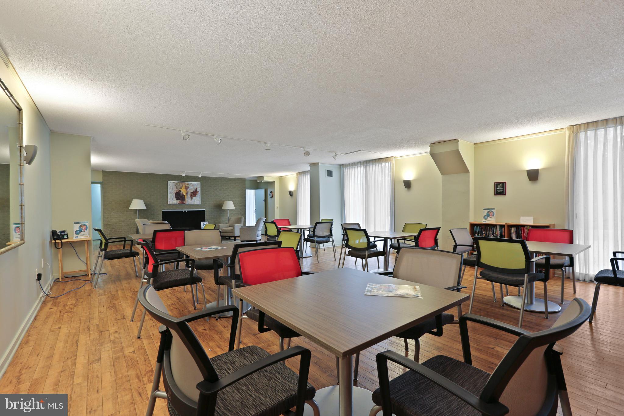 WINTHROP HOUSE - Residential