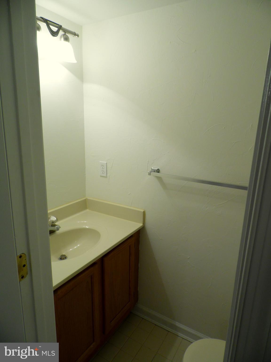 SOUTH HAMPTON - Residential