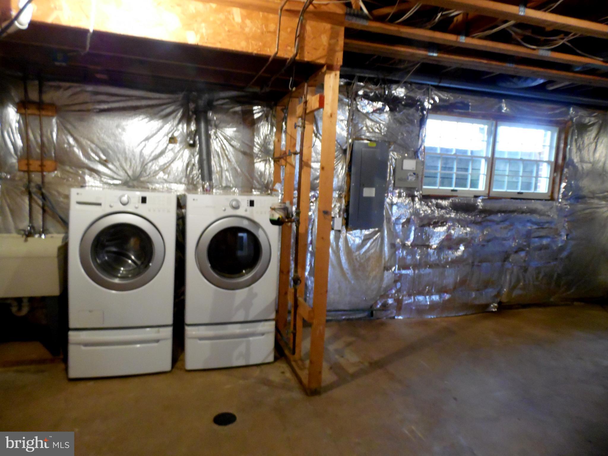 SOUTH HAMPTON - Residential