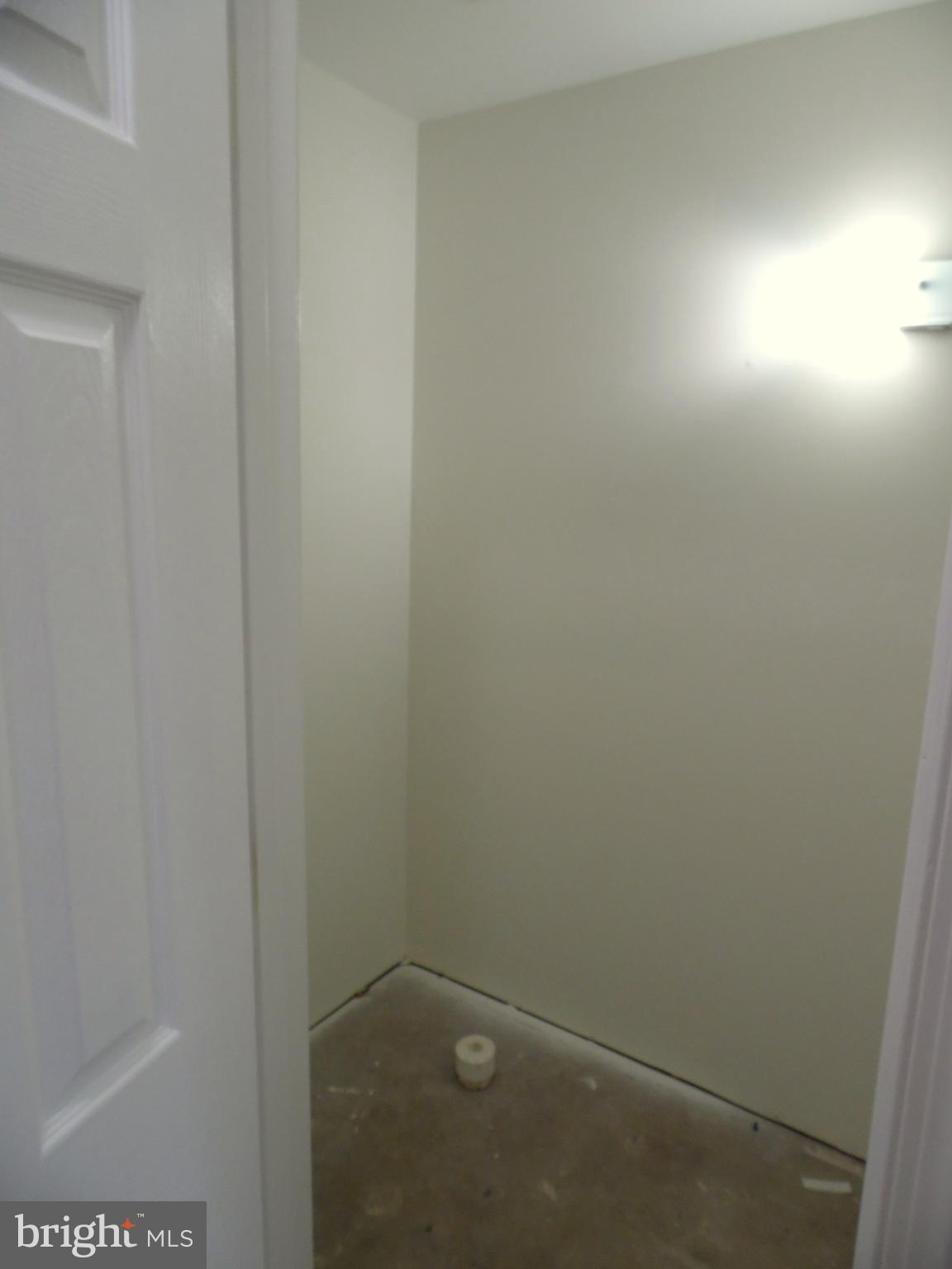 SOUTH HAMPTON - Residential