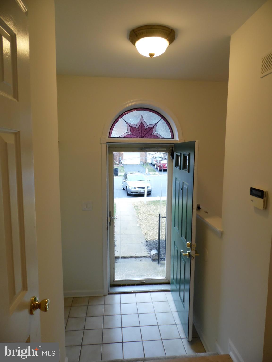 SOUTH HAMPTON - Residential