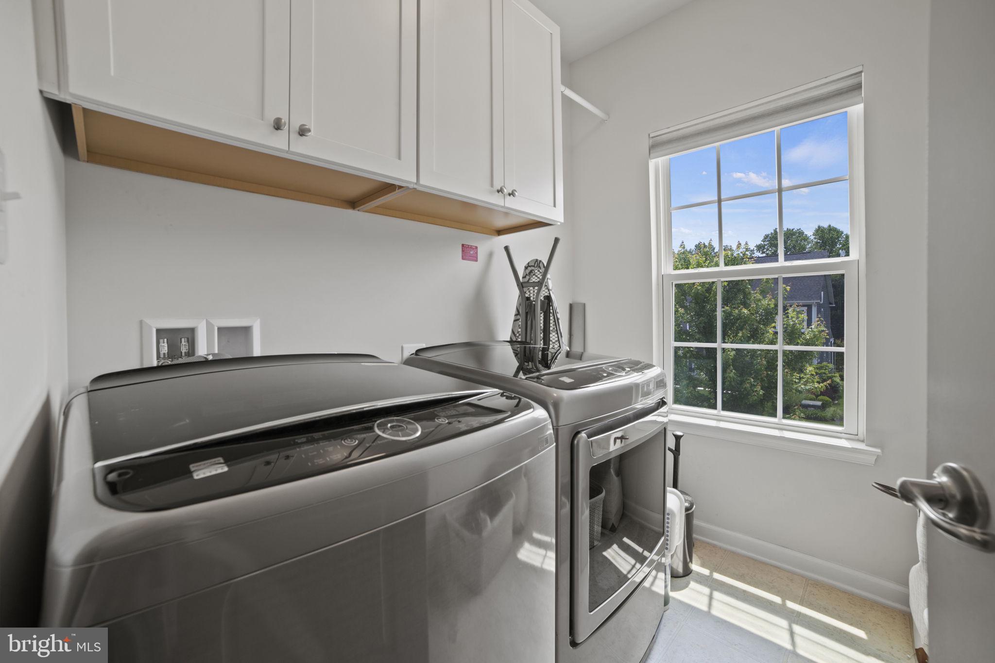 GROVE AT WILLOWSFORD - Residential Lease