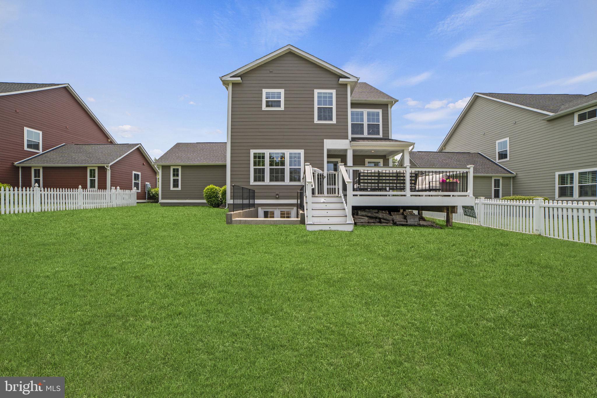 GROVE AT WILLOWSFORD - Residential Lease