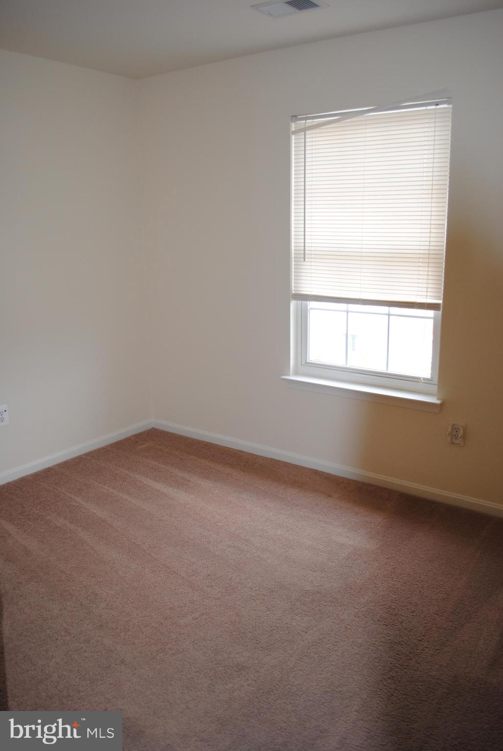 RIVER OAKS - Residential Lease