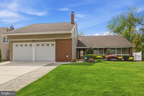 Photo of 17 Palmetto Avenue, MARLTON, NJ 08053 (MLS # NJBL2110082)