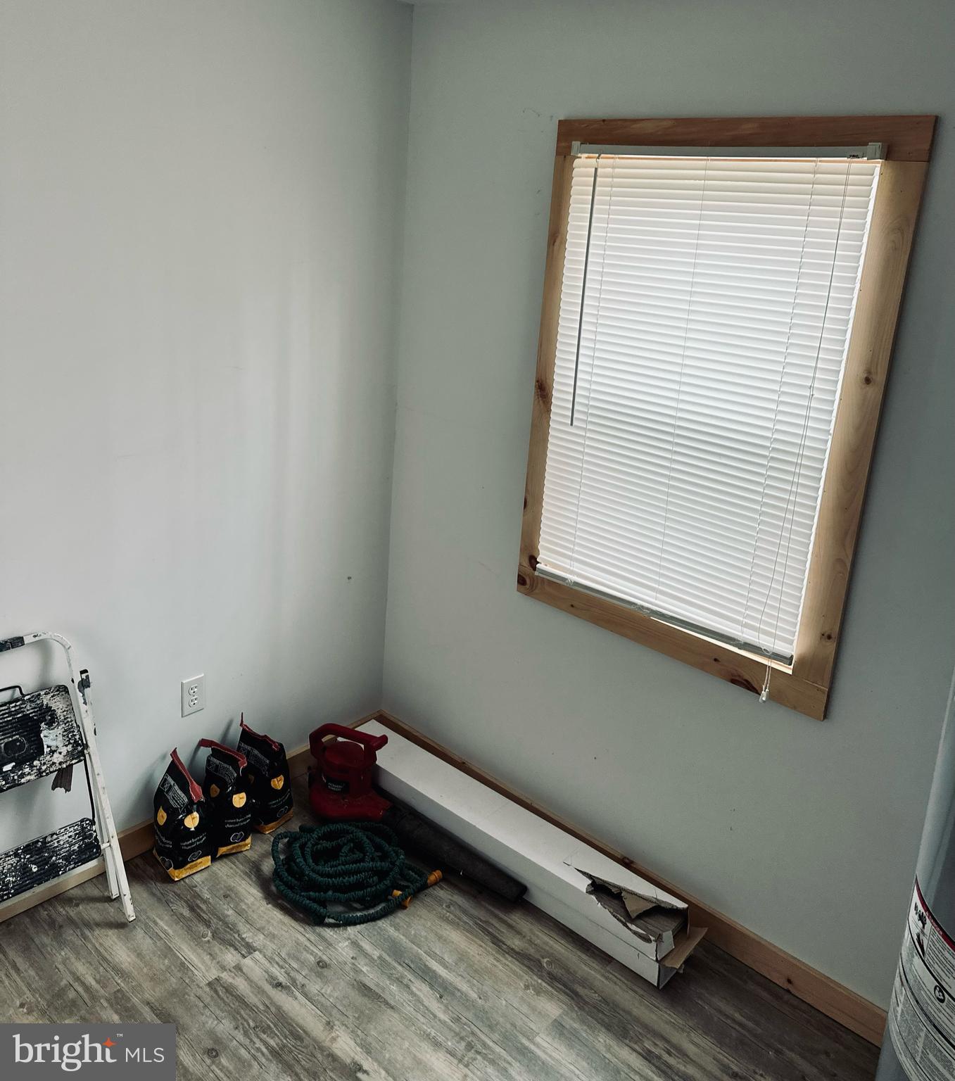 RIVER BEND - Residential