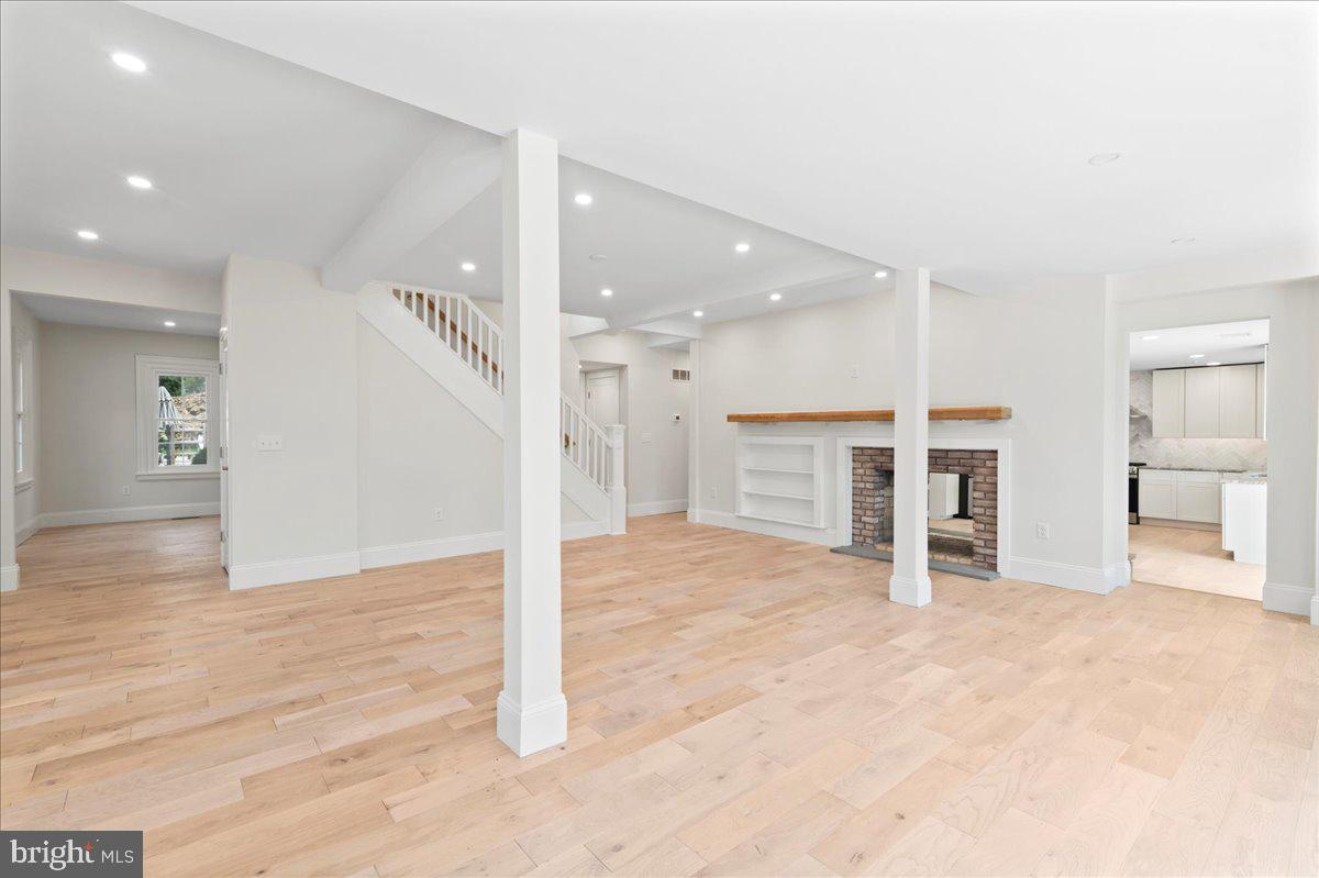 802 COLLEGEVILLE ROAD