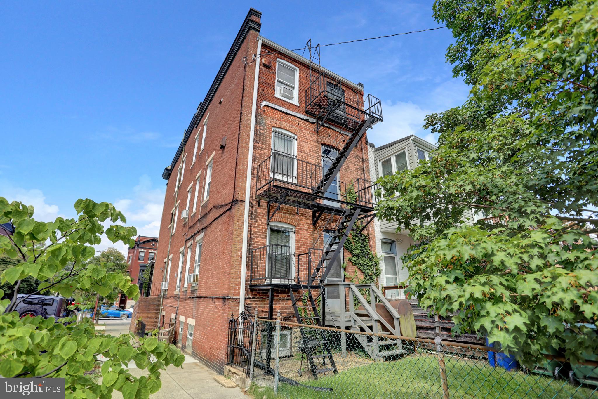 CHARLES VILLAGE - Commercial Sale