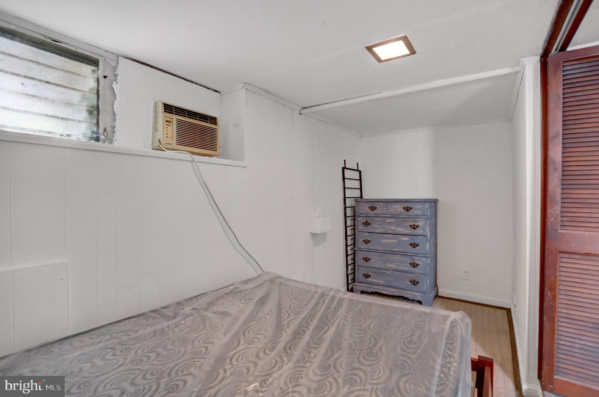 CHARLES VILLAGE - Commercial Sale
