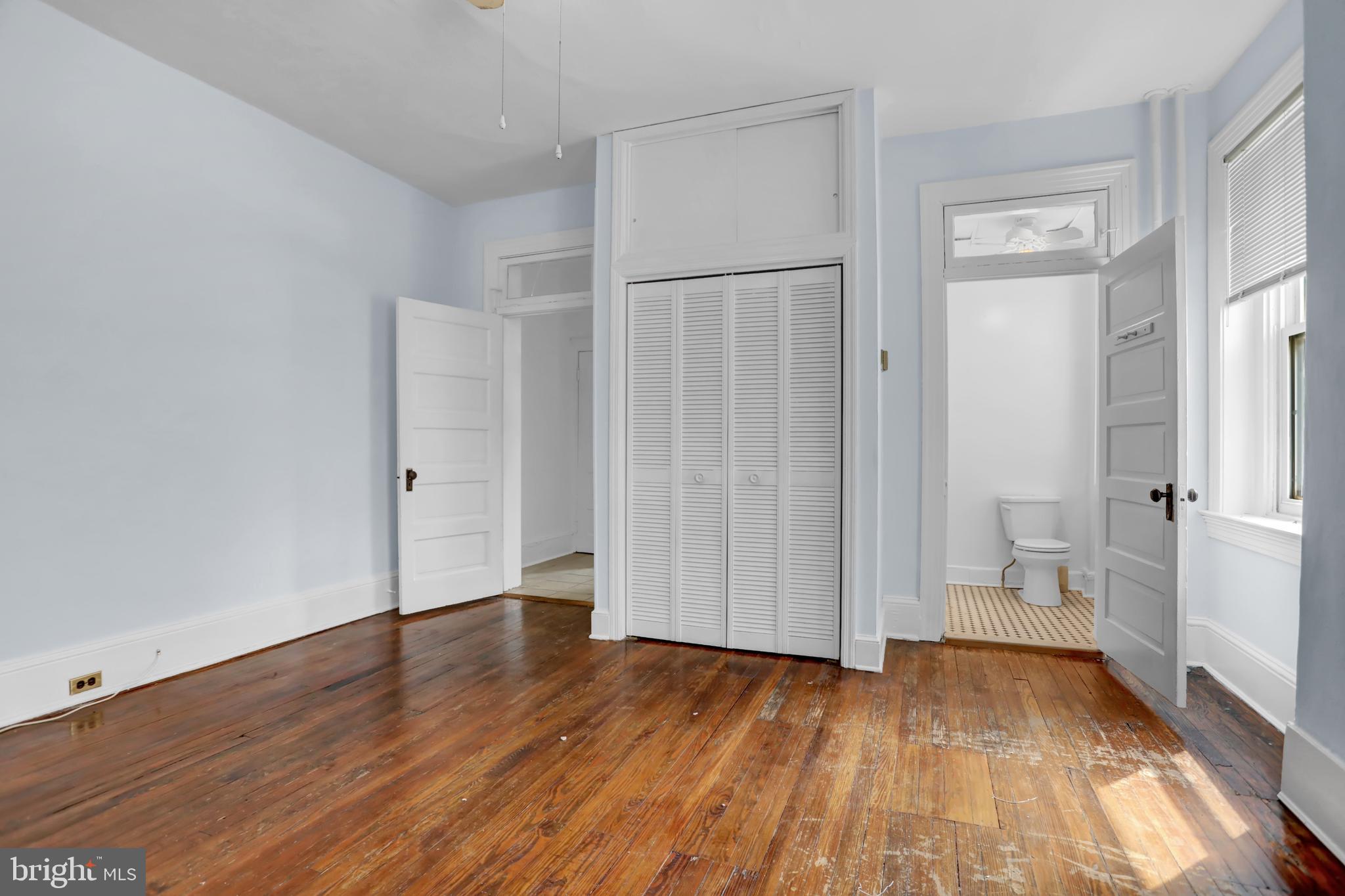 CHARLES VILLAGE - Commercial Sale