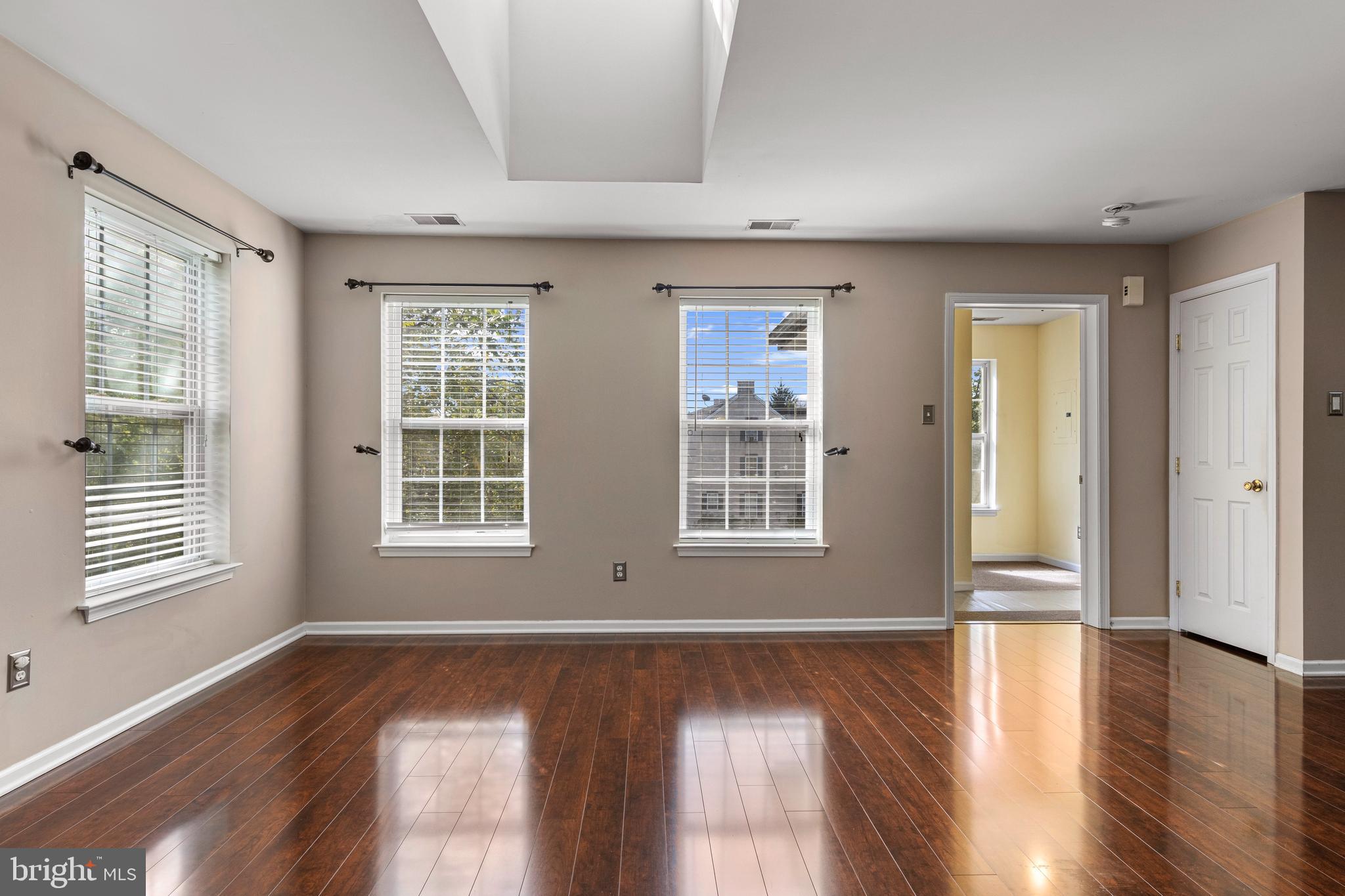 312 RIVERBIRCH CIRCLE 802