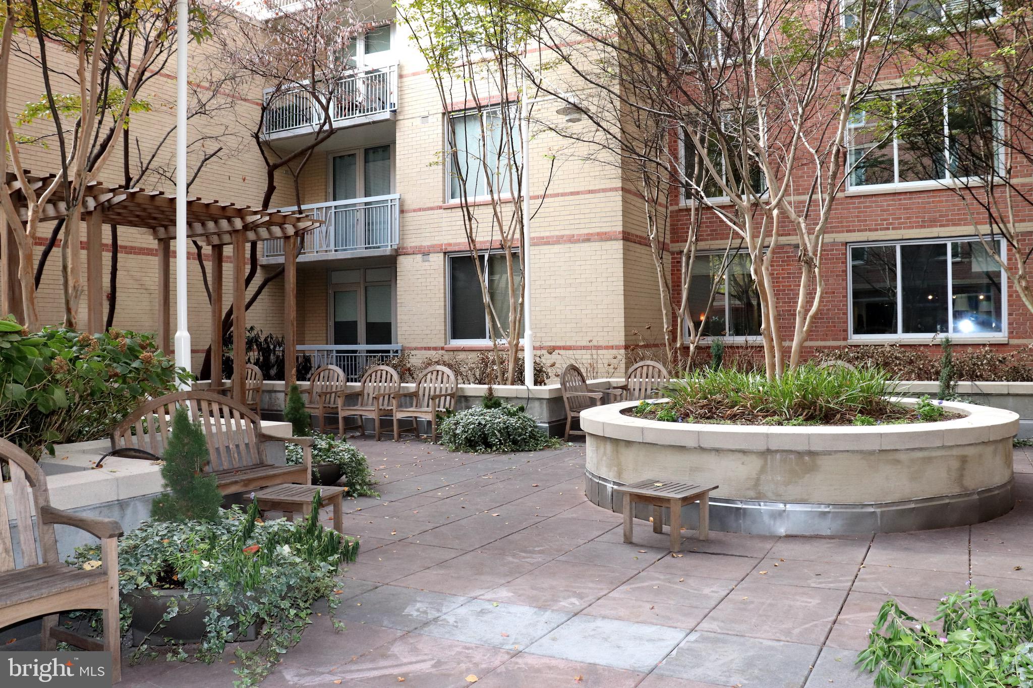 THE PHOENIX CONDOMINIUMS - Residential Lease