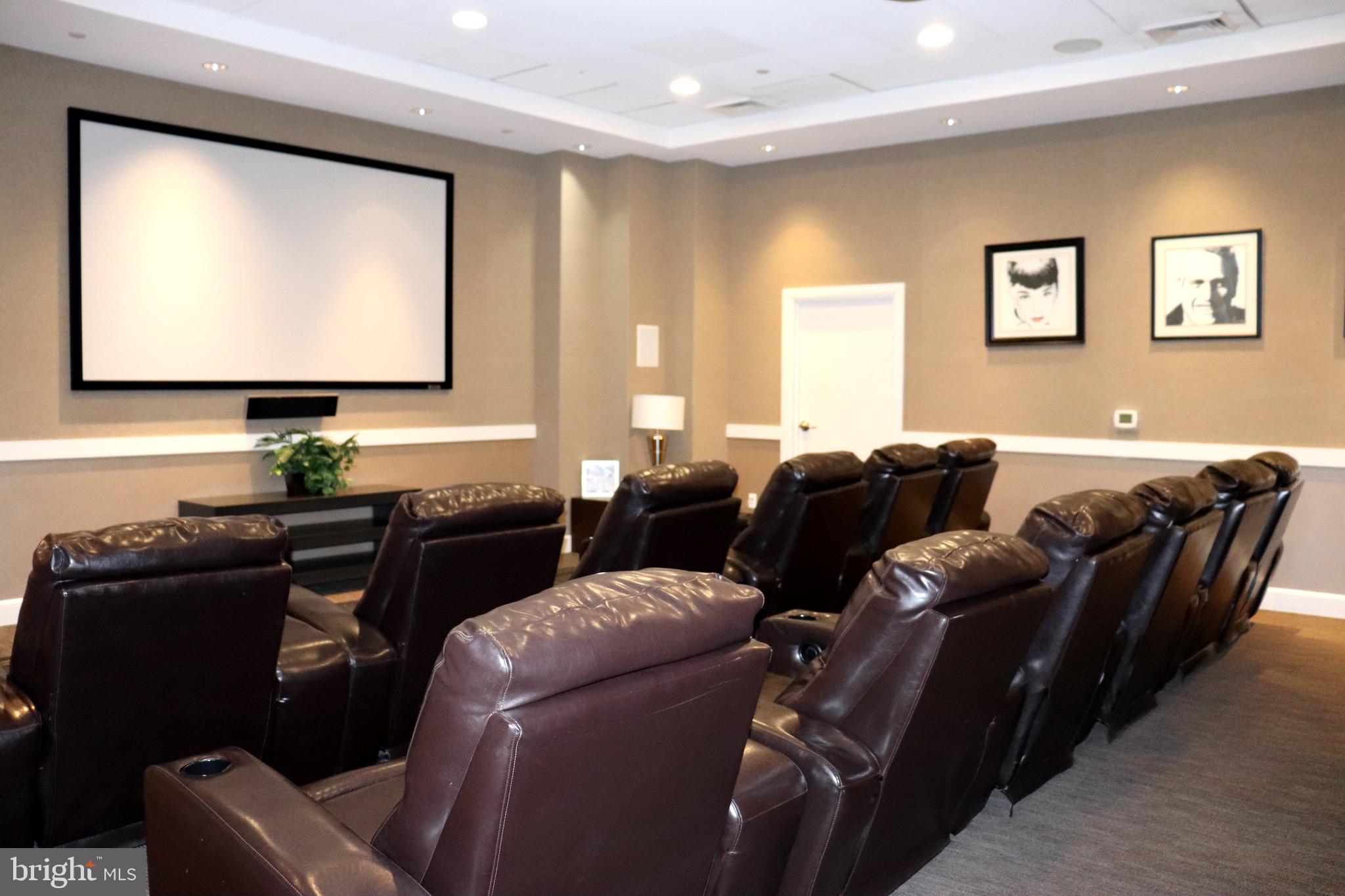 THE PHOENIX CONDOMINIUMS - Residential Lease